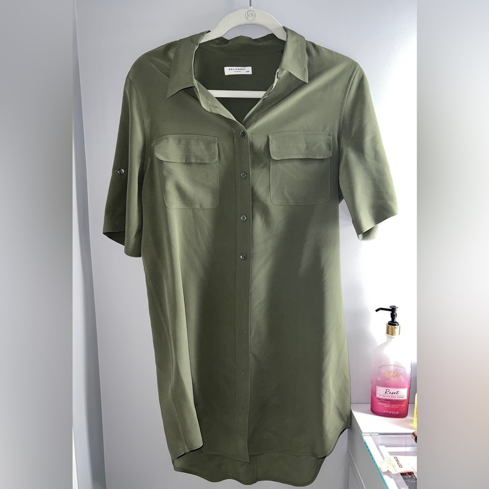 Navy Equipment Dress